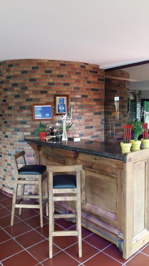 Drini Hotel Rrashbull Exterior photo