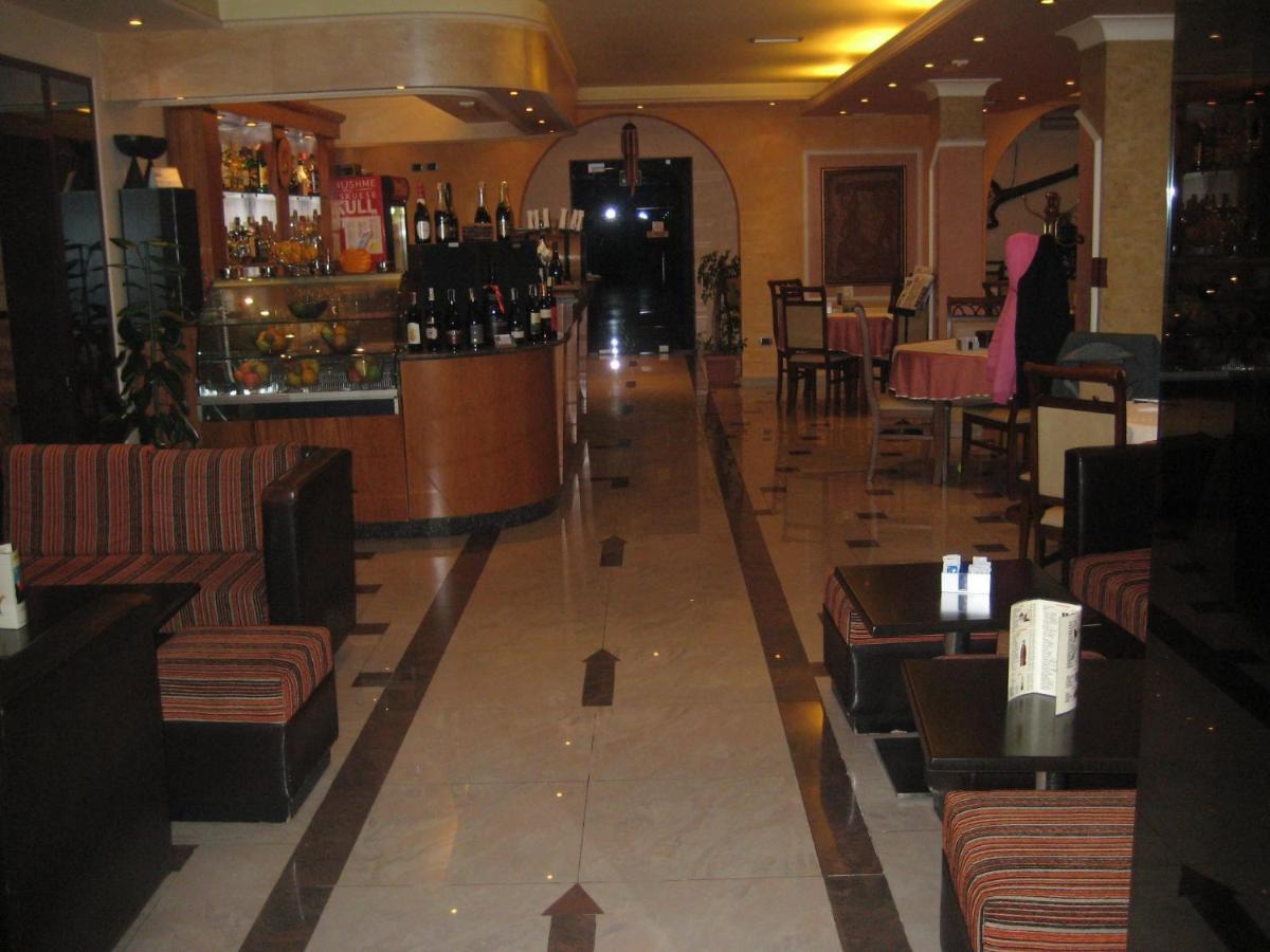 Drini Hotel Rrashbull Exterior photo